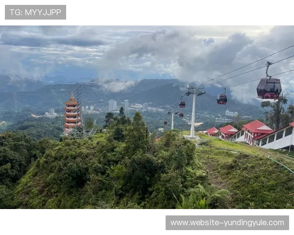 吉隆坡云顶缆车旅游指南带你领略缆车沿途迷人风光和最佳拍照点 吉隆坡云顶缆车旅游指南带你领略缆车沿途迷人风光和最佳拍照点